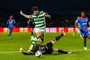 Sporting investiga amarelo a Suárez e aguarda documentos para decisão