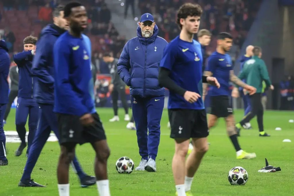 Spurs alargam prazo de venda de bilhetes devido a medos de despromoção