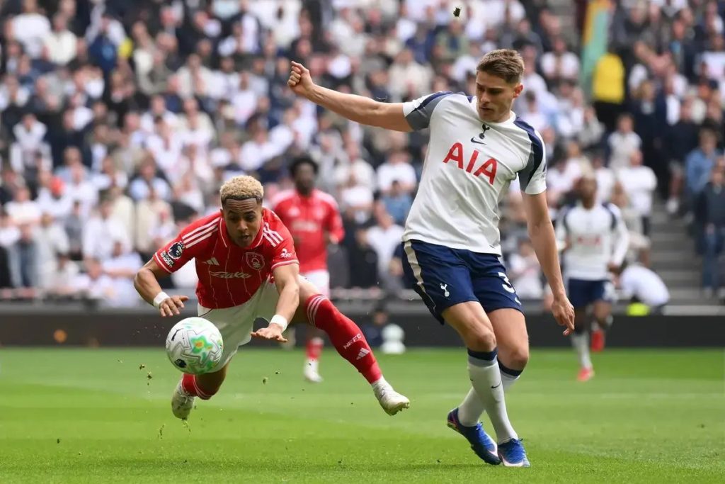 “Tottenham reaches a historic negative mark after humiliating defeat to Nottingham Forest.”