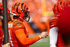 Trey Hendrickson signs a 4-year contract with the Ravens after trade failure.
