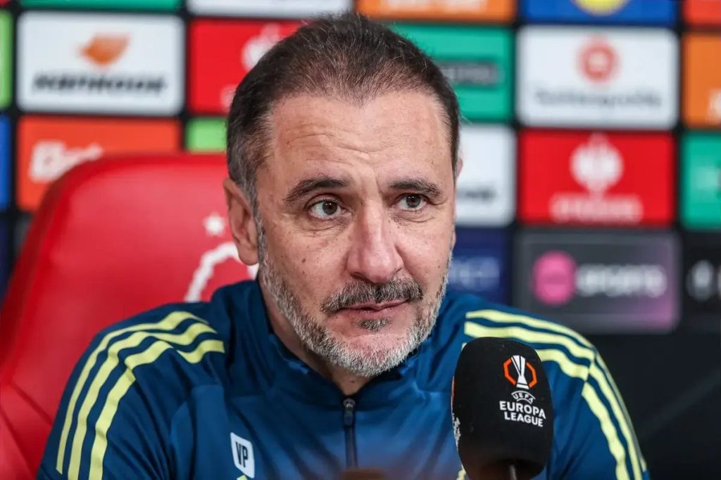 Vitor Pereira garante que tudo está em aberto após empate com o Midtjylland
