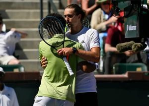 Zverev avança para as meias-finais de Indian wells com vitória dominante sobre Fils