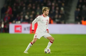 “Manchester City accelerates negotiations for Morten Hjulmand.”