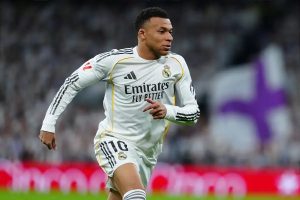Real Madrid decides to sell Mbappé; Arsenal surprises with plan for Alvarez.