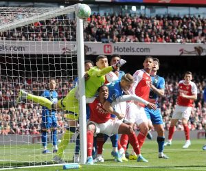 Patrick Vieira calls on Arsenal to fight for the league title.