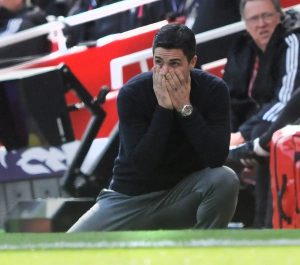 Arteta apologizes to Arsenal fans after bitter defeat.