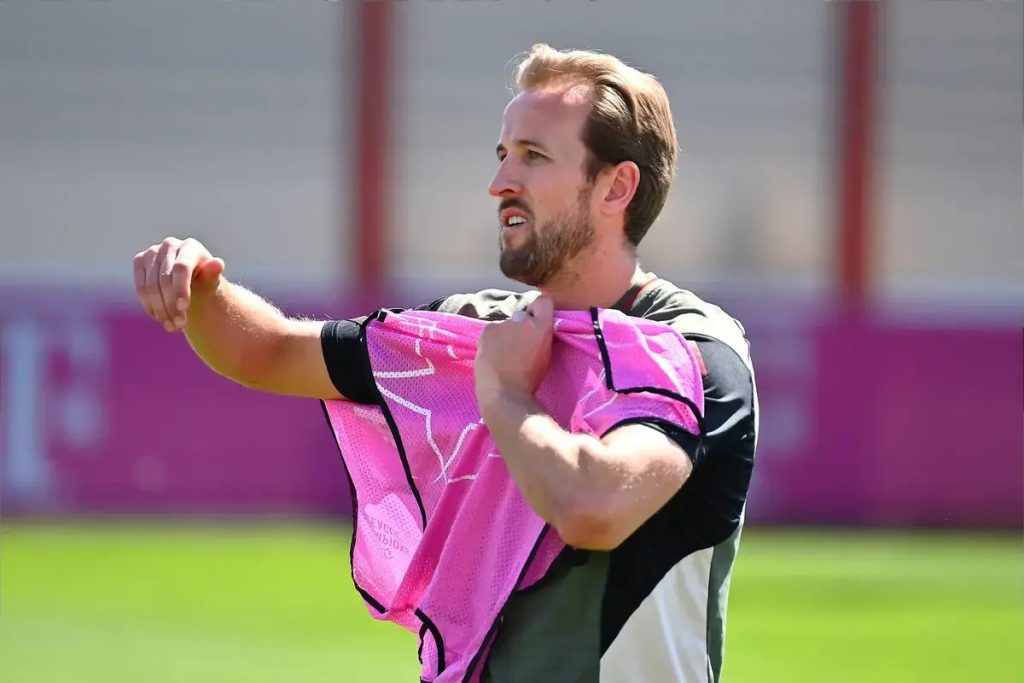 Bayern Munich garante que Harry Kane fica e Olise não