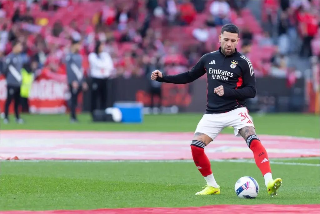 Benfica prepares for return with Otamendi in the starting lineup against Casa Pia.