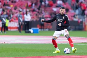 Benfica prepares for return with Otamendi in the starting lineup against Casa Pia.