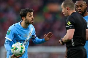 Bernardo Silva in high demand: European giants compete for his signing.