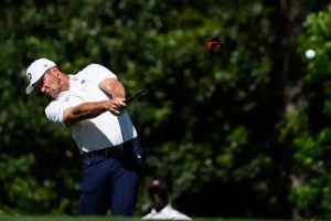 “Bryson DeChambeau eliminated from the Masters and fans are asking him to leave LIV.”