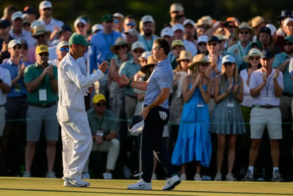 Caddie Harry Diamond ganha 450 mil dólares com vitória de Rory McIlroy