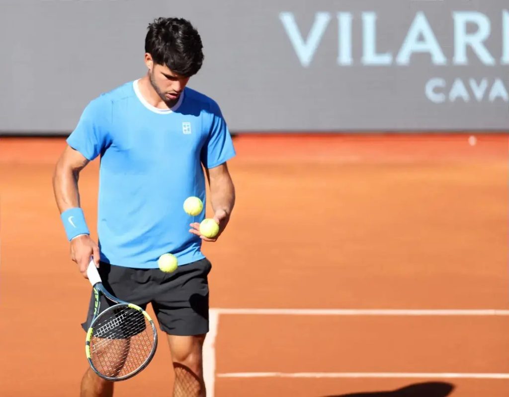 Carlos Alcaraz sob escrutínio após separação de Juan Carlos Ferrero