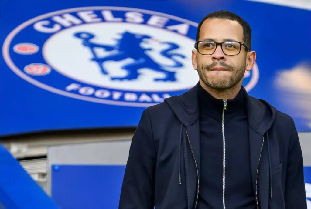 Chelsea decide futuro de Rosenior antes do jogo com o Manchester United
