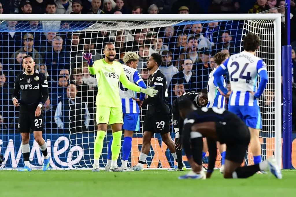 Chelsea em queda livre: Pressão aumenta sobre Liam Rosenior após derrota