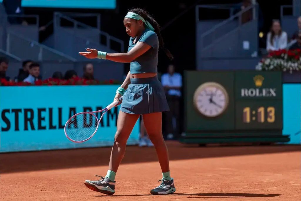 Coco Gauff faces surprising difficulty at the Madrid Open.