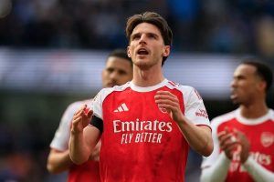“Declan Rice motivates Arsenal after defeat to Manchester City.”
