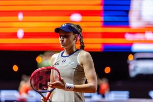 Elena Rybakina revela meta: Vencer torneios do Grande Slam