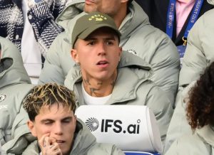 Enzo Fernandez out of the game against Manchester City.