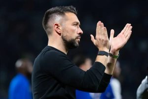 “Farioli on Chelsea’s radar: FC Porto rising in the market.”