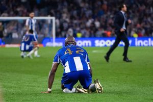 “Fofana shines in injury time, but FC Porto suffers a bucket of cold water.”