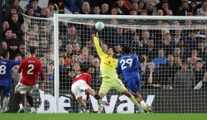 Fofana apologizes after Chelsea’s defeat against Manchester United.