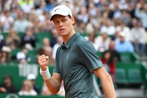 Jannik Sinner brilha no Monte-Carlo Masters com Usain Bolt a assistir