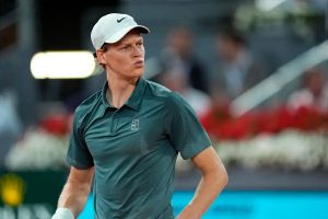 Jannik Sinner elogia Rafael Jodar após vitória intensa em madrid