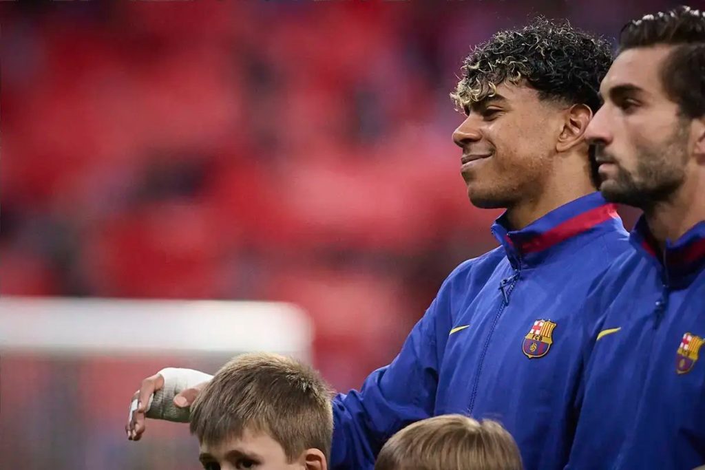 Lamine Yamal promete regresso do Barcelona à elite europeia