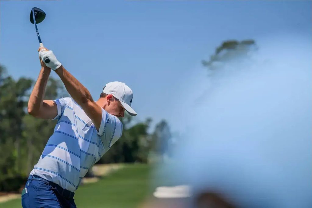 Ludvig Aberg brilha com 63 sem bogeys no RBC Heritage