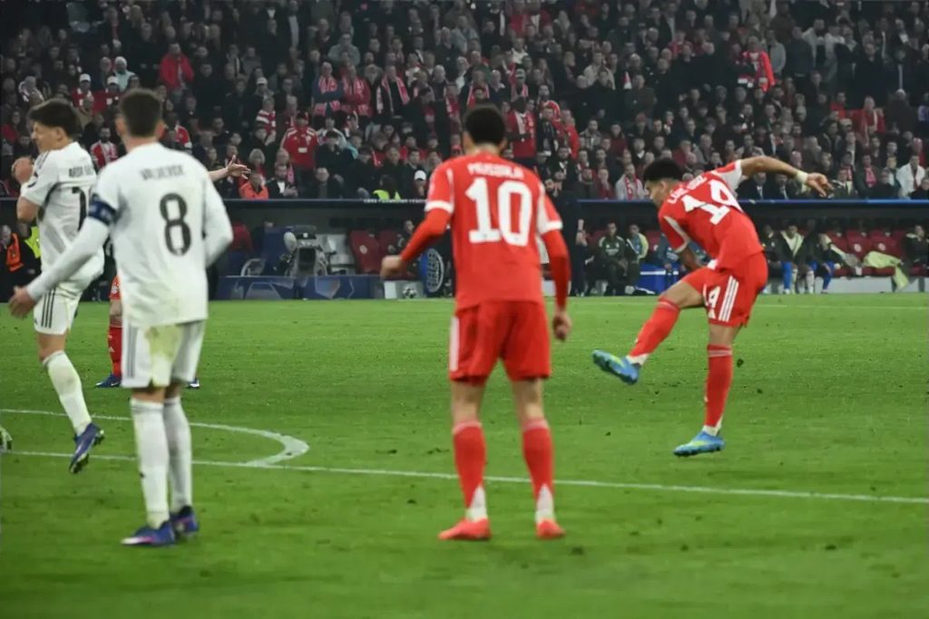 Luis Díaz brilha e decide um dos melhores jogos da história