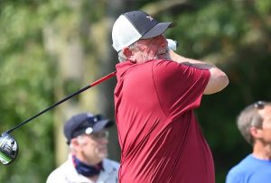 Mark Calcavecchia expelled from the Masters for using a mobile phone.