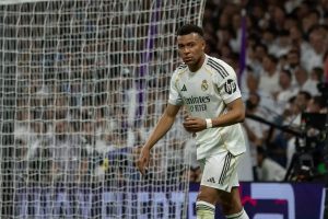 “Mbappé misses record in historic Champions League season.”