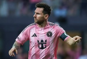 “Messi becomes a billionaire and joins Ronaldo in the exclusive club.”