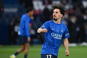 PSG updates on the injuries of Vitinha and Nuno Mendes before the match against Nantes.