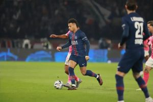 PSG tries to defend its title in the Champions League against Liverpool.
