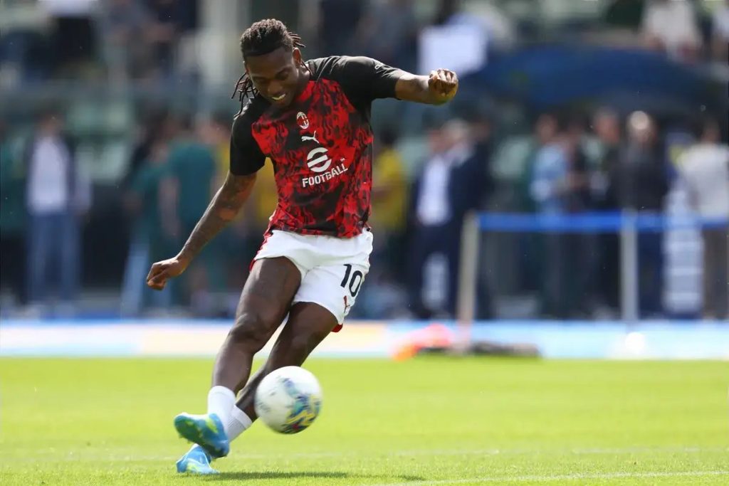 Rafael Leão em dúvida: Milan espera brilhar no Mundial com portugal