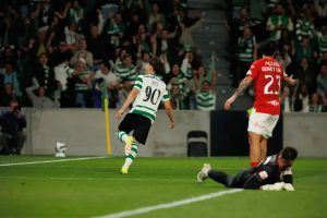 Rafael Nel brilha no dia do aniversário e leva Sporting à vitória