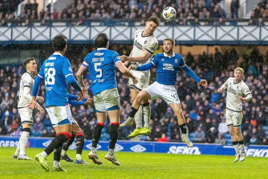 “Rangers take the lead in the Scottish Premiership with a convincing victory.”