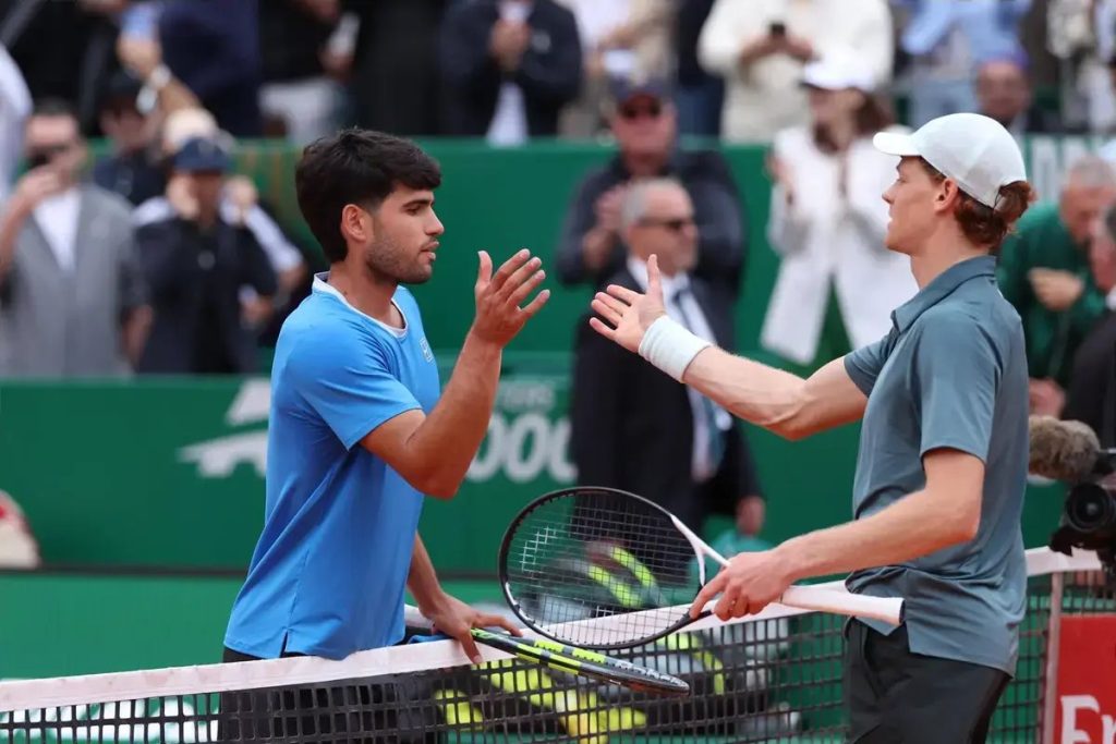 Roddick elogia Sinner e Alcaraz: Talento que desafia a lógica