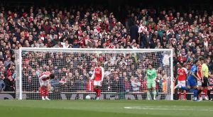 Scholes states: Arsenal has lost its way in the title race.