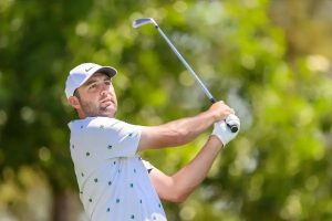Scottie Scheffler is closing in on Rory McIlroy at the Masters.