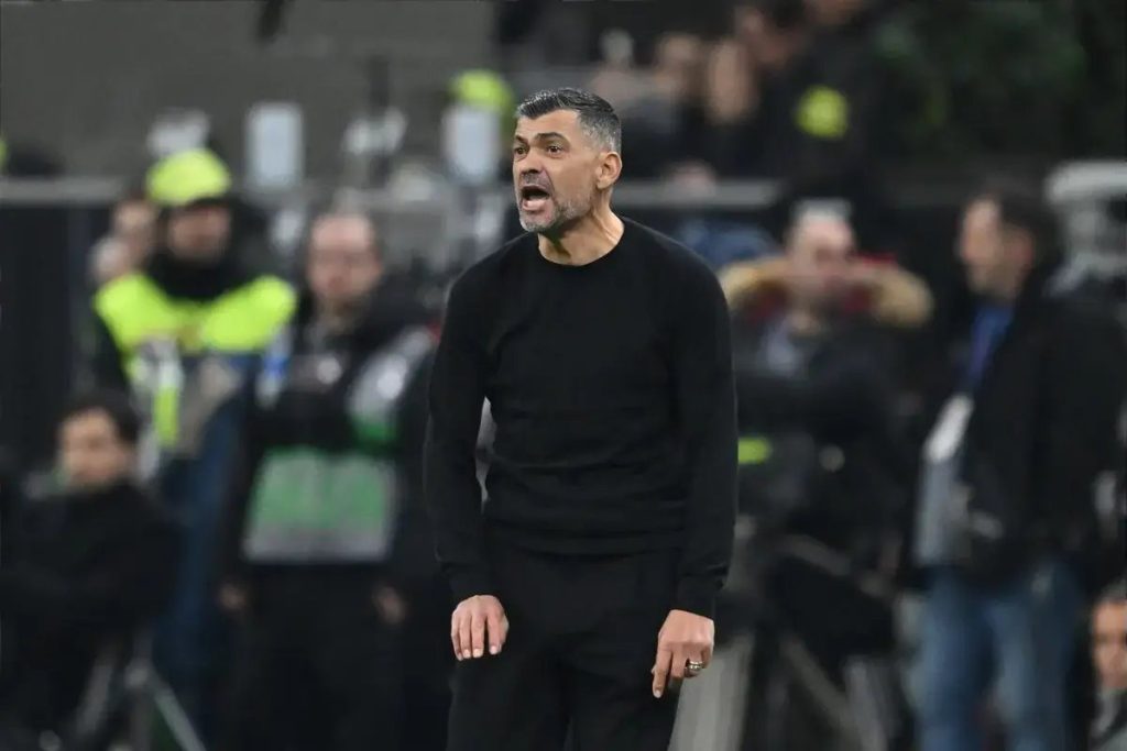 “Sérgio Conceição leaves the conference after defeat and explosive outburst.”