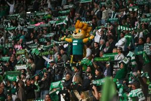 “Sporting fined 3,315 euros for protest banner.”