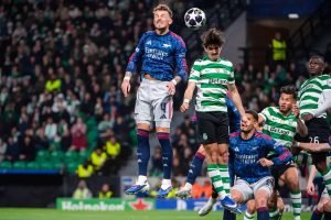 Sporting loses to Arsenal, but fans remain hopeful.