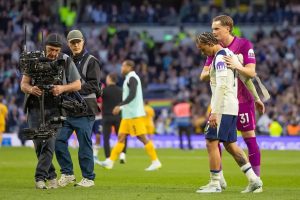 “Spurs in tears after dramatic last-second goal.”