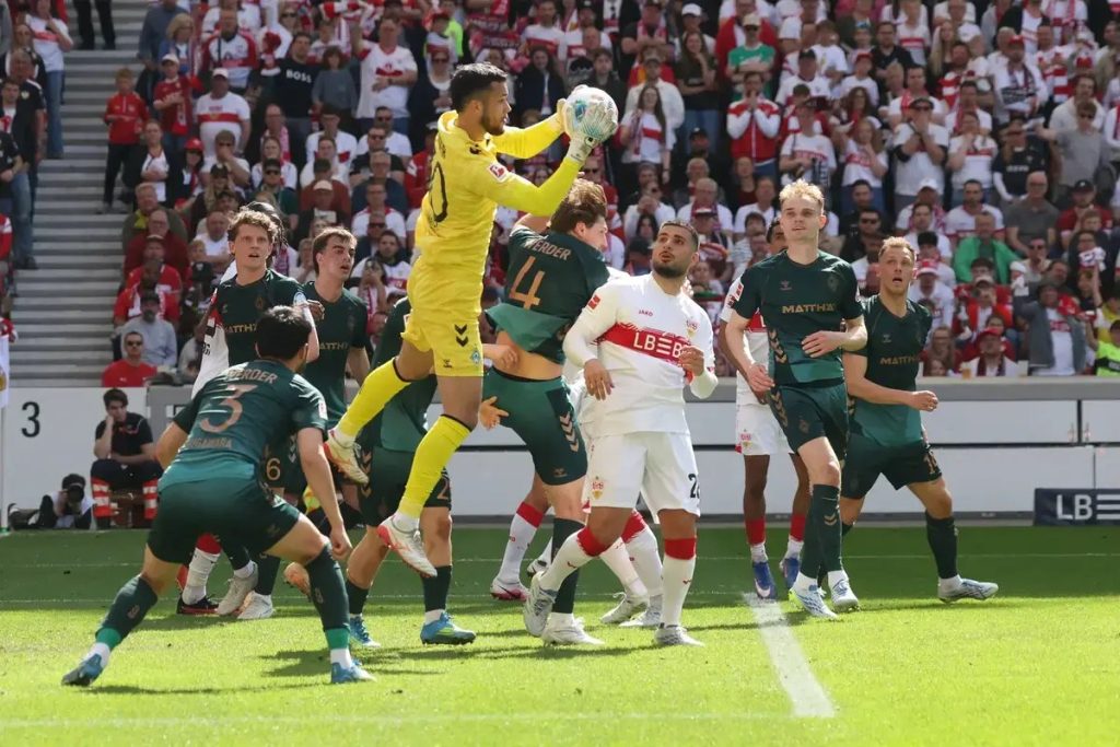 Stuttgart empata com Bremen e volta ao top 4 da Bundesliga