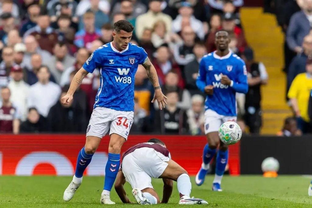 Sunderland pode alcançar Champions League com vitória sobre forest