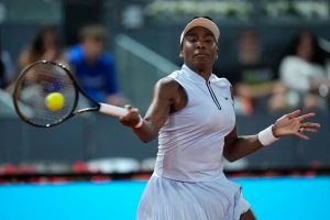 Venus Williams mira Roland Garros após derrota em madrid