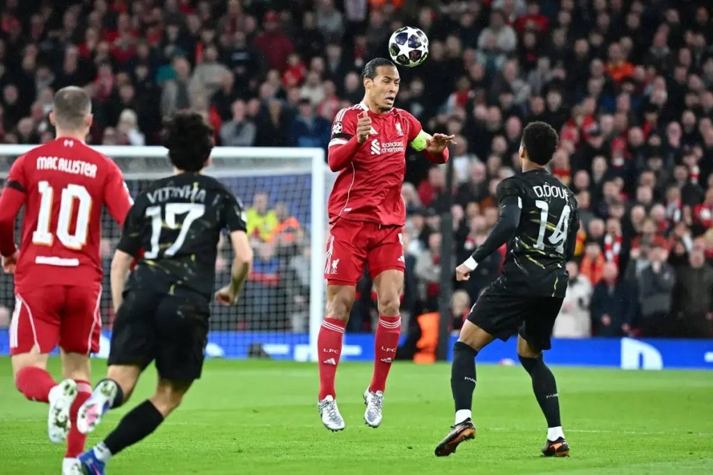 Virgil van Dijk admite que Liverpool mereceu ser eliminado pelo PSG